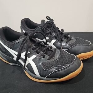ASICS Womens Black and White Volleyball Shoes Size 8.5